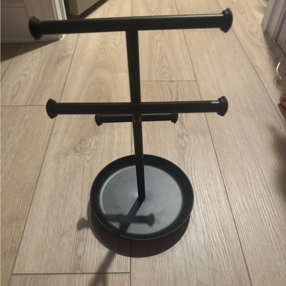 Jewelry holder
